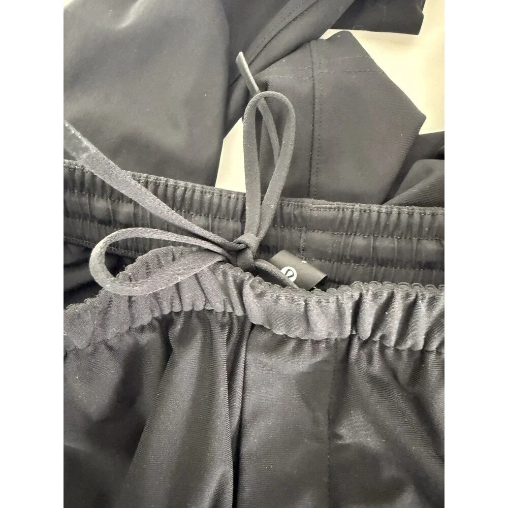 Lululemon ABC Pull On Pants Men Size S Black Elastic Waist. Hemmed In Store Crop